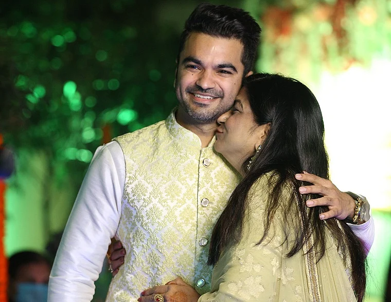 Mother's Day 2021: From Meera Deosthale to Pritam Singh...celebs reveals life lessons they have learnt from their moms