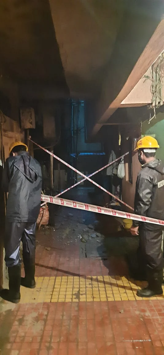 Photos: Part of building collapses in Thane, TMC vacates six adjoining building for safety