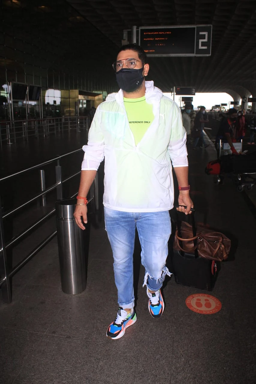 Yuvraj Singh at Mumbai airport