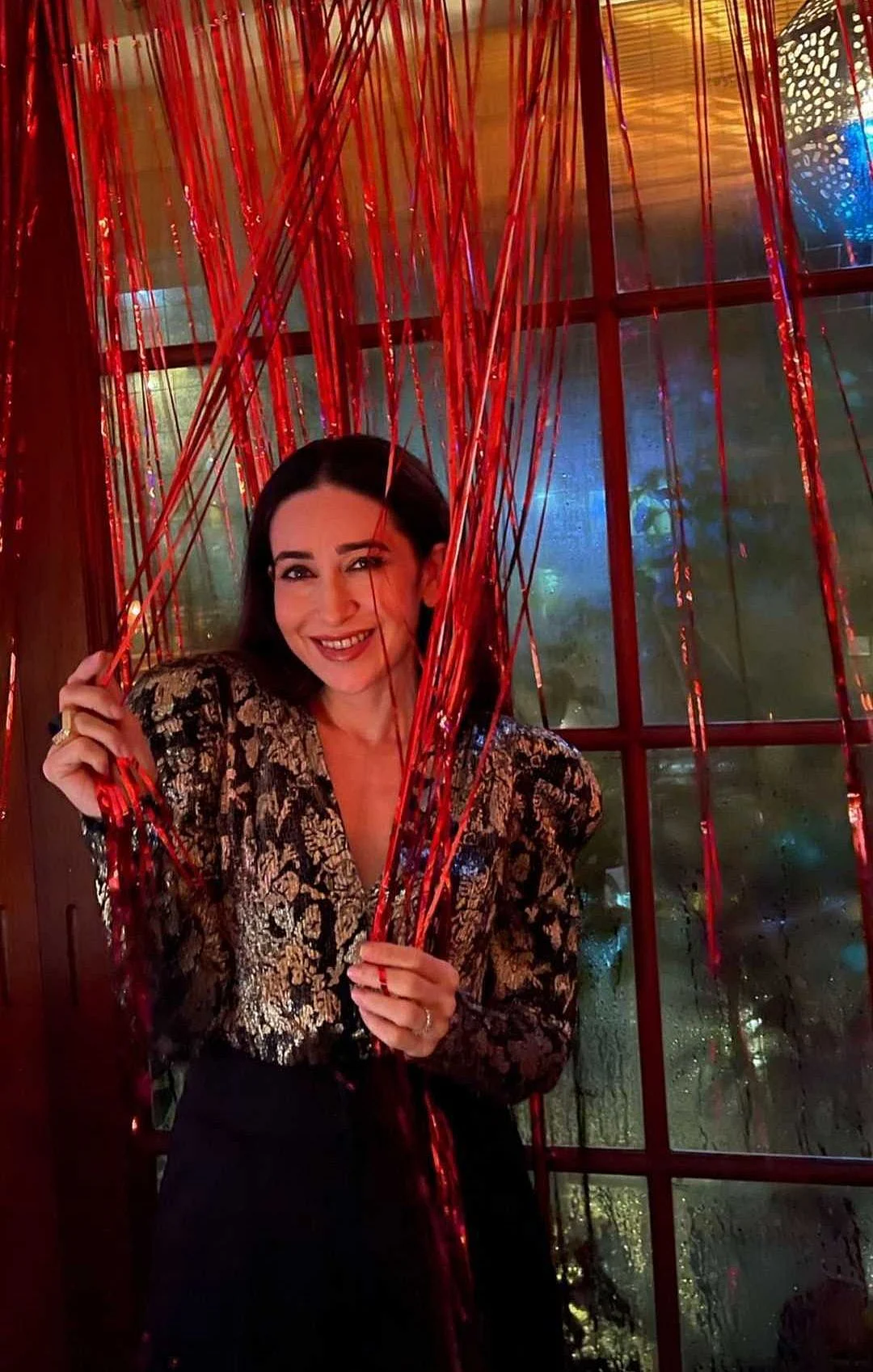 Inside Pics: Karisma Kapoor turns 47, gets a special birthday dinner from Kareena and Saif