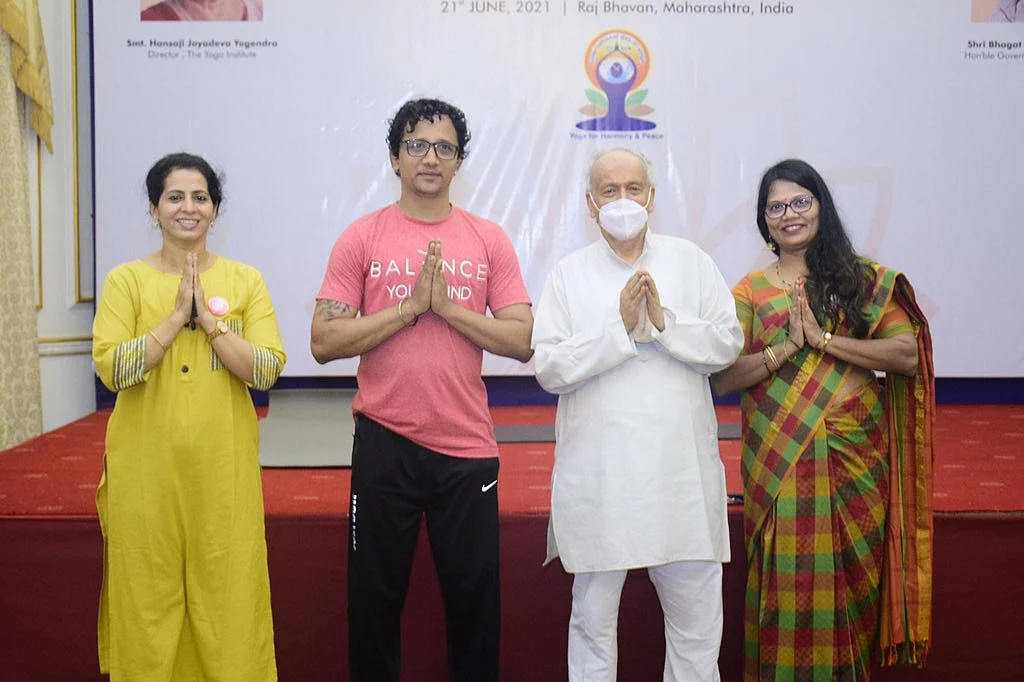 Photos: Maharashtra Governor, politicians stress on yoga for good physical, mental health