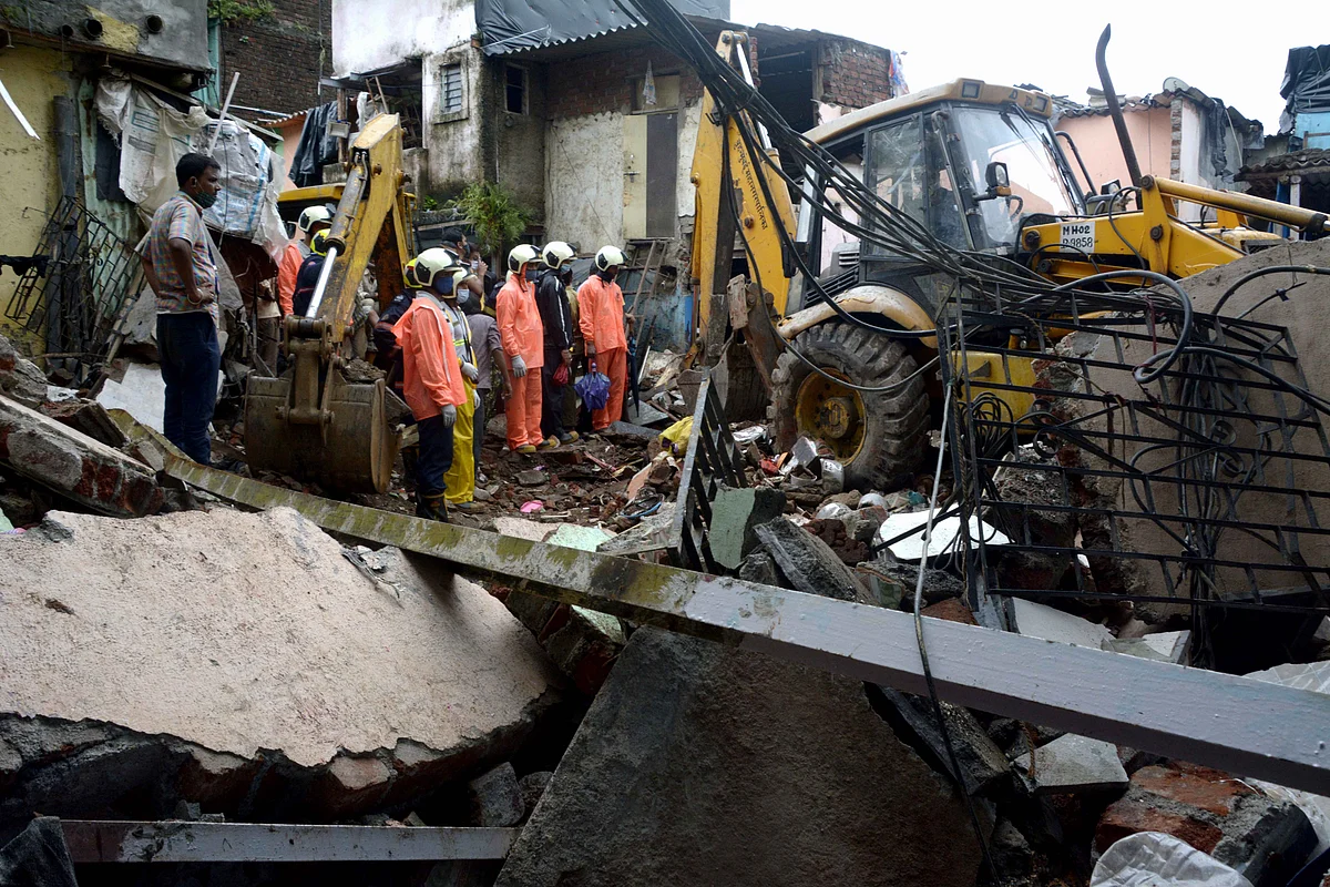 Mumbai: At least 12, including 8 kids, killed in Malvani building collapse; see pics