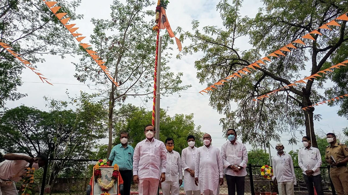 Health Minister of Maharashtra, Rajesh Tope hoisted the Saffron flag and erected the Gudi at the Jalna Zilla Parishad to commemorate the Shiv Rajyabhishek Din on June 6, 2021.