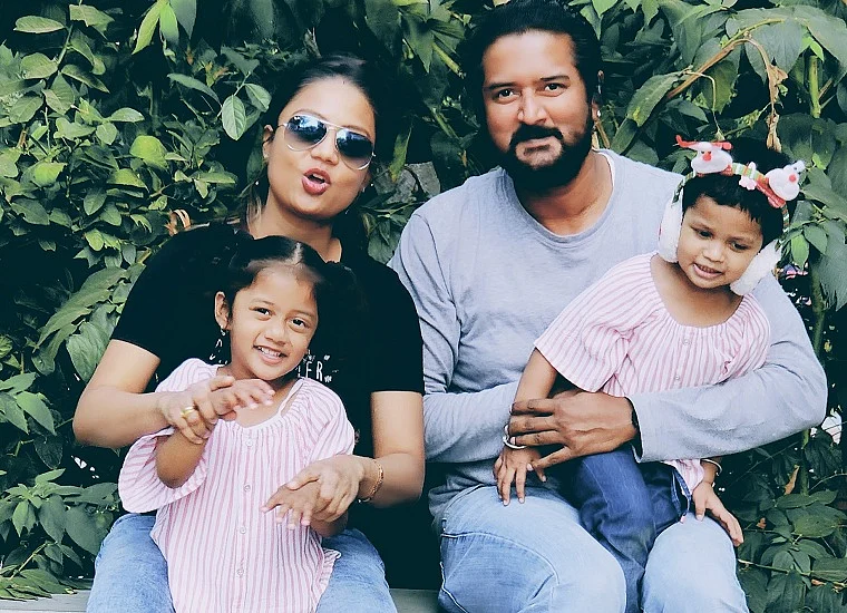 Abhinav Sitesh with Natasha and twin girls, Abhisha and Naysha