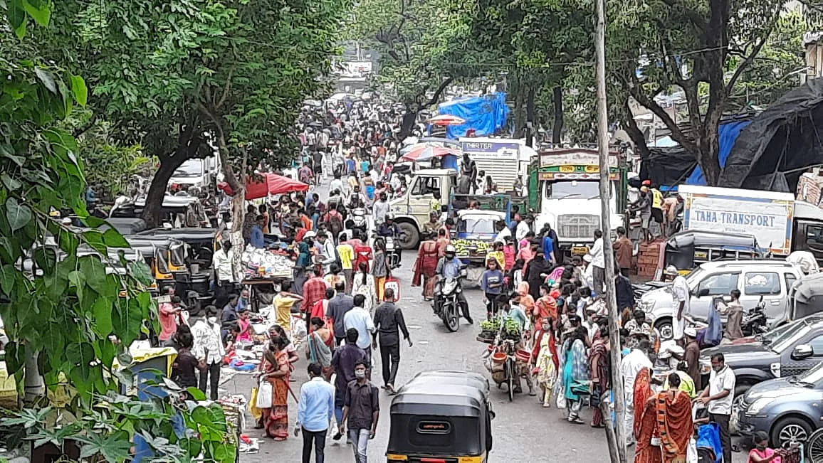 Mumbai: Latest updates - Heavy rains in Mumbai cause waterlogging, traffic snarls