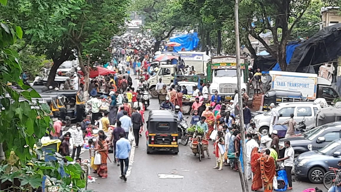 Mumbai: Latest updates - Heavy rains in Mumbai cause waterlogging, traffic snarls