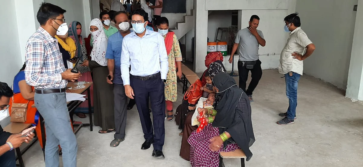 Madhya Pradesh: 10 new vaccination centres opened in Dewas