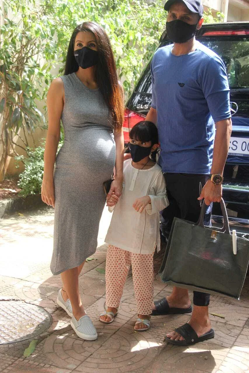 Geeta Basra, Harbhajan Singh and their daughter