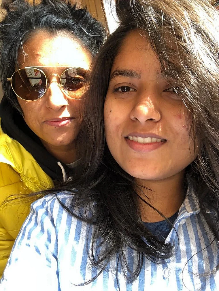 Puja Shukla (left) and her partner Manisha Kumari