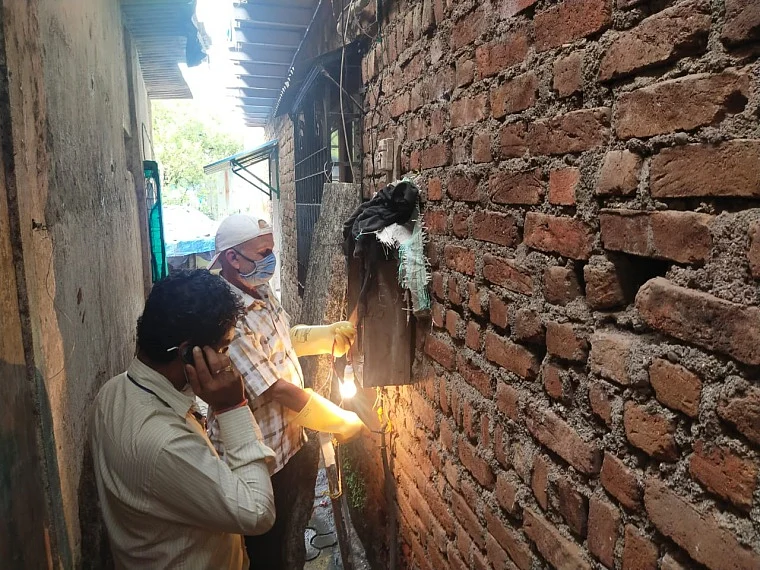 Mira Bhayander: AEML acts against habitual defaulters, power thieves in Kashimira