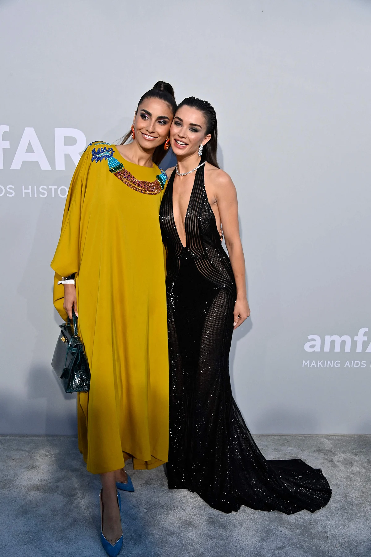 Cannes 2021: From burgundy ball gown to sheer black dress, ‘2.0’ fame Amy Jackson’s fashionable moments