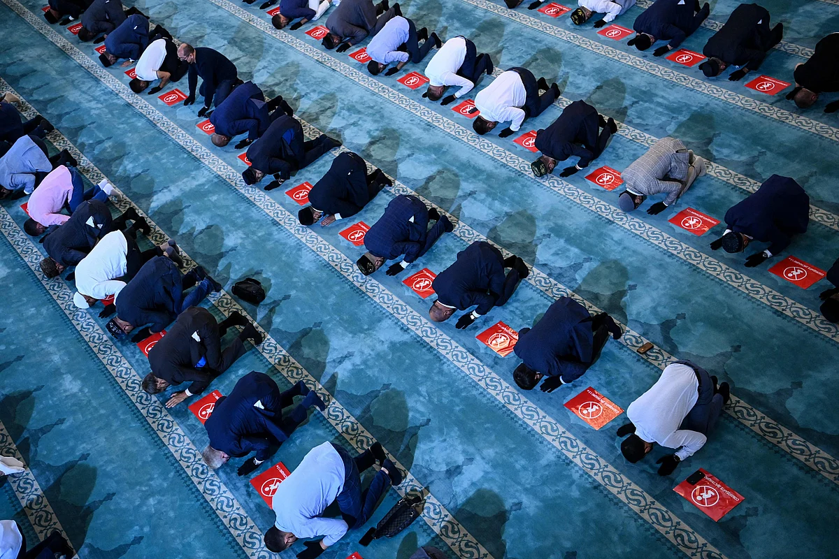 Russian Muslims gather in the Sobornaya mosque, Moscow Cathedral Mosque on July 20, 2021 during celebrations of Eid al-Adha (Kurban Bairam).