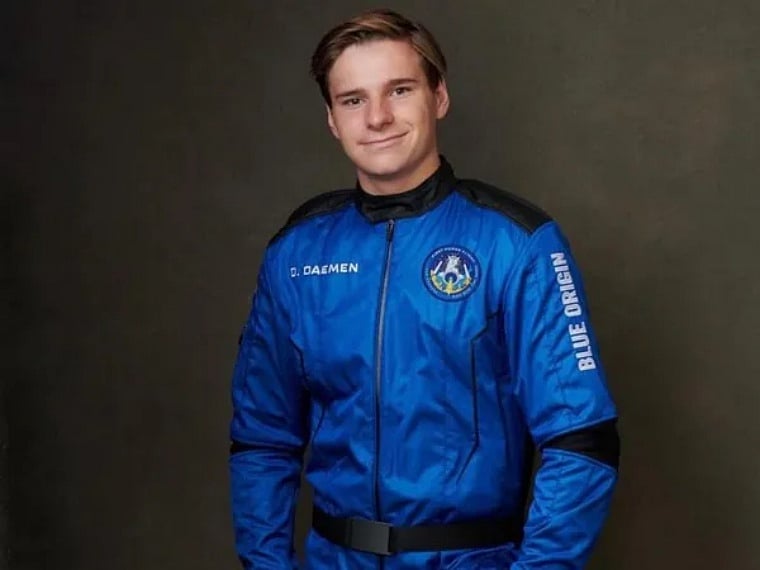 'Never bought something from Amazon': Netherland teen who went to space on Blue Origin flight with Jeff Bezos