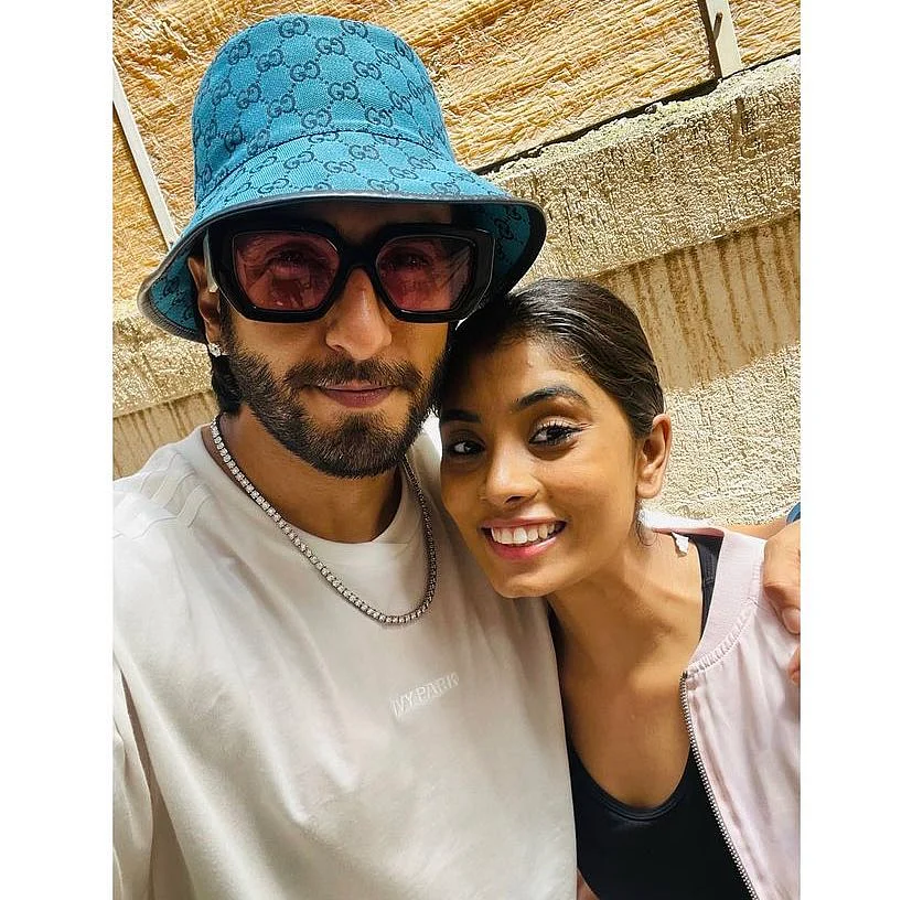 Ranveer Singh with a fan outside dance studio in Mumbai