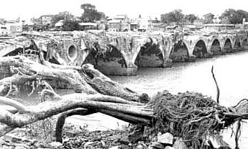 History lesson for millennial Punekars: Author Ashlesha Mahajan recounts horrors of Panshet dam tragedy in her new book '12 July 1961'