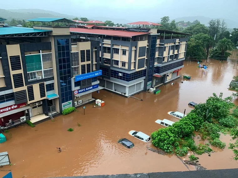 Photos and videos: Parts of Ratnagiri submerged after incessant rains; NDRF team faces hurdles in rescue operation in flooded parts