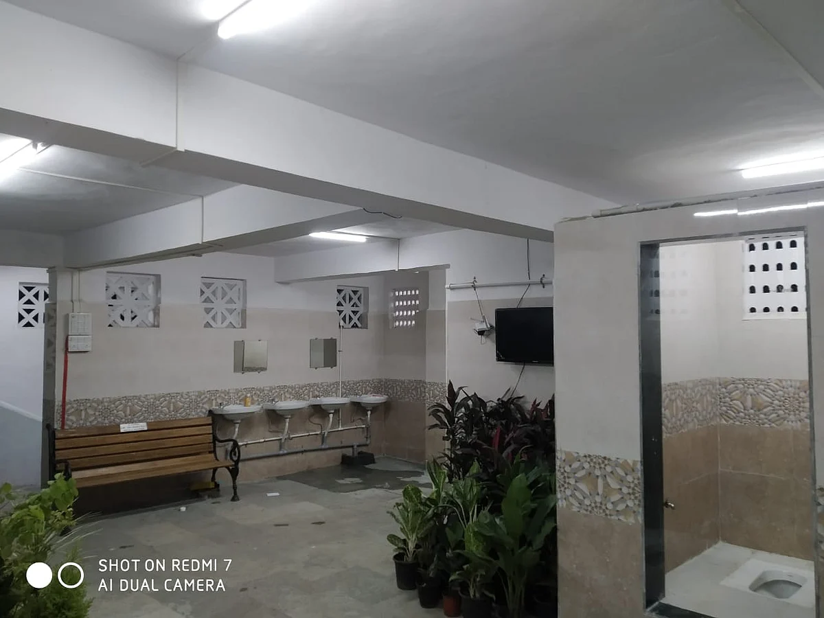TV, free wi-fi and more: BMC sets up Mumbai's largest community toilet in Andheri; see pics