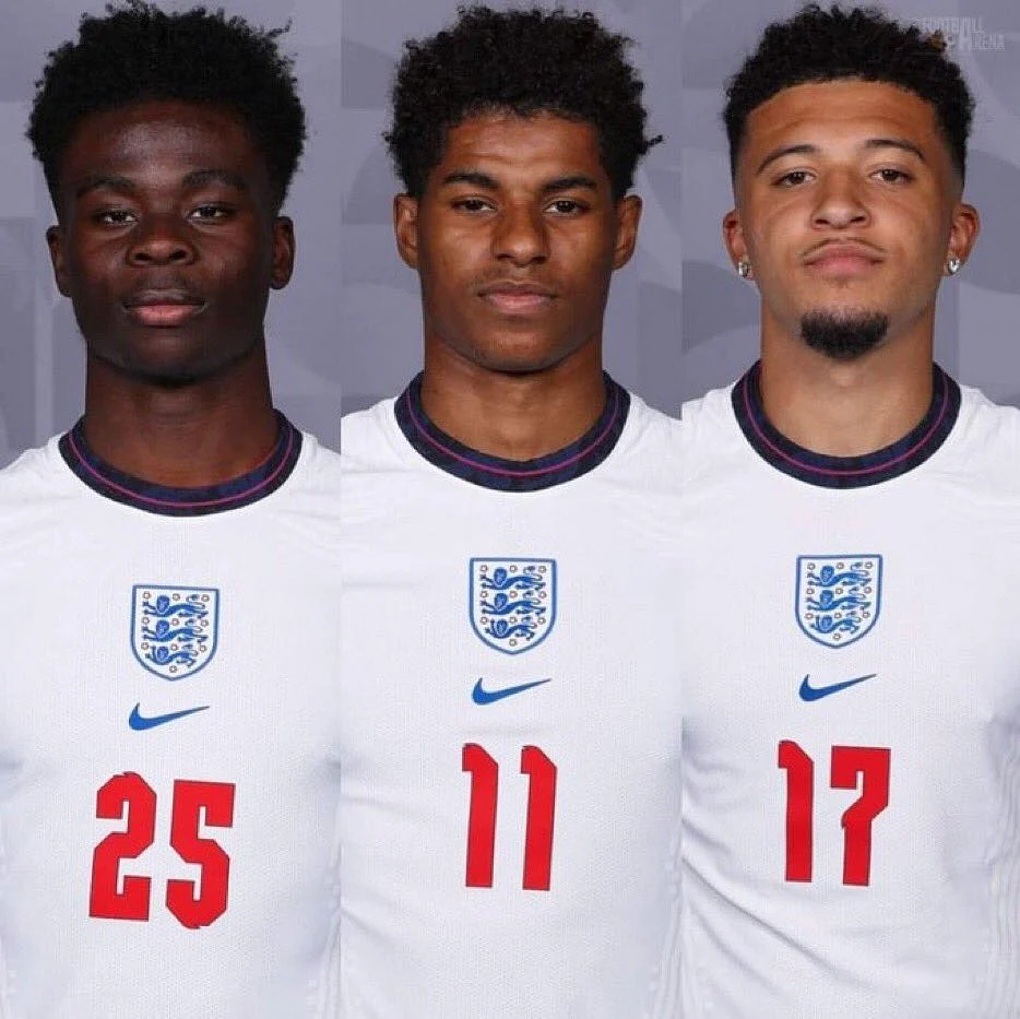England players Bukayo Saka (L), Marcus Rashford (C) and Jadon Sancho