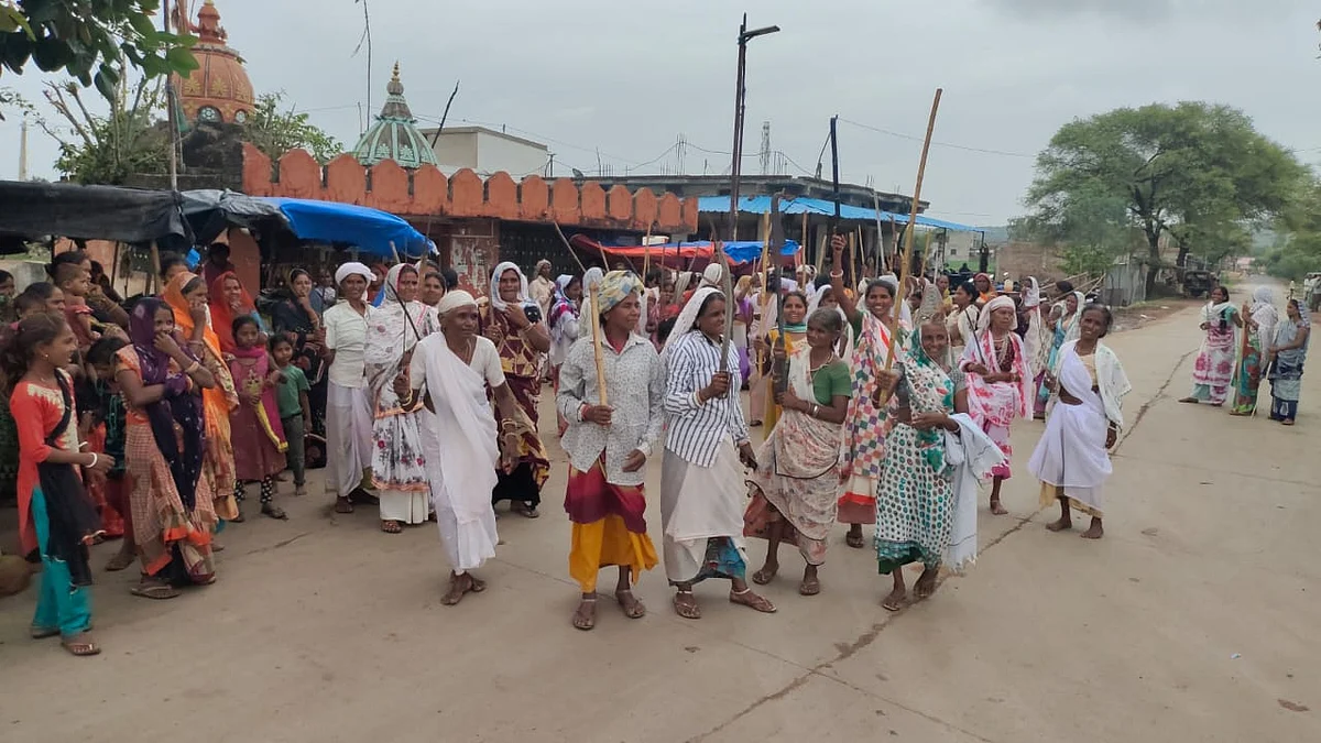 Swords in hand, tribal women pray for rain in Rajasthan