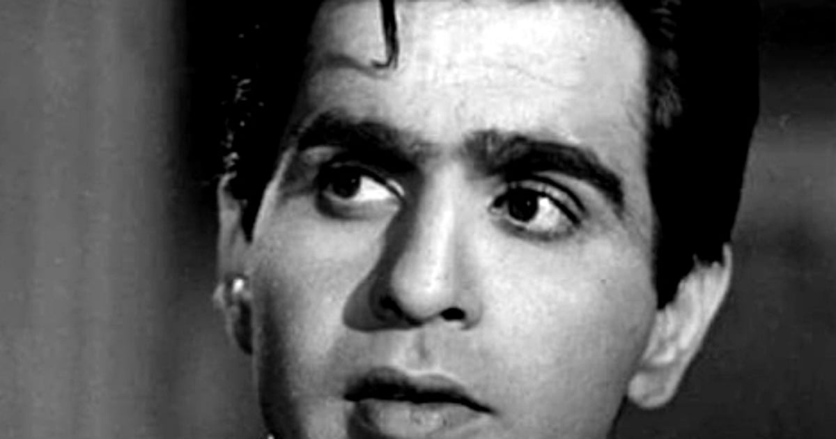 When Dilip Kumar saw a completely naked girl on his bed while working at Pune's Army Club - Vimarsana News