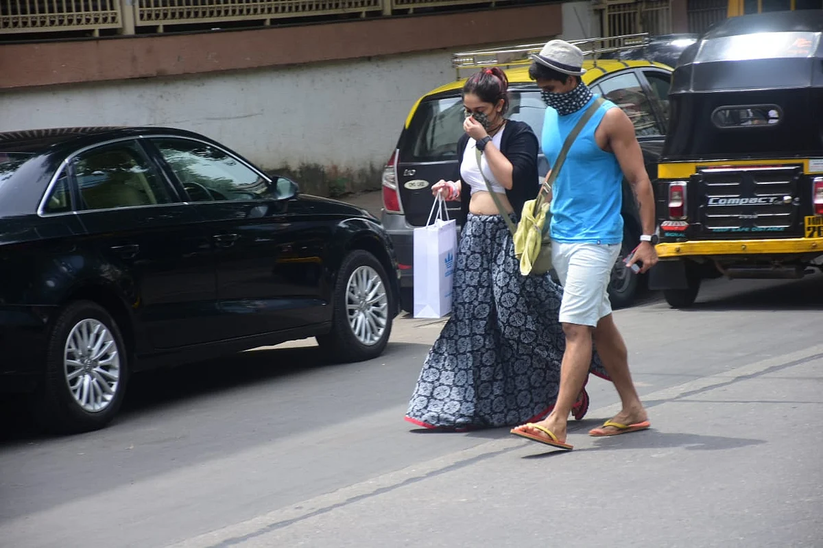 Paparazzi Files: Taimur Ali Khan steps out in Mumbai; Aamir Khan's daughter Ira goes shopping with beau Nupur Shikhare