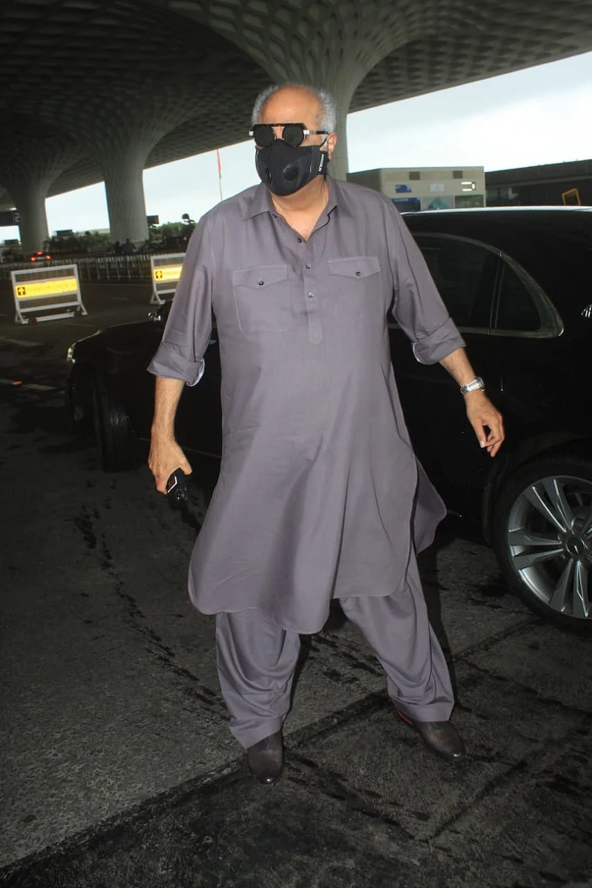 In Pics: Ranbir Kapoor, Shraddha Kapoor and Dimple Kapadia jet off to Delhi for Luv Ranjan's next