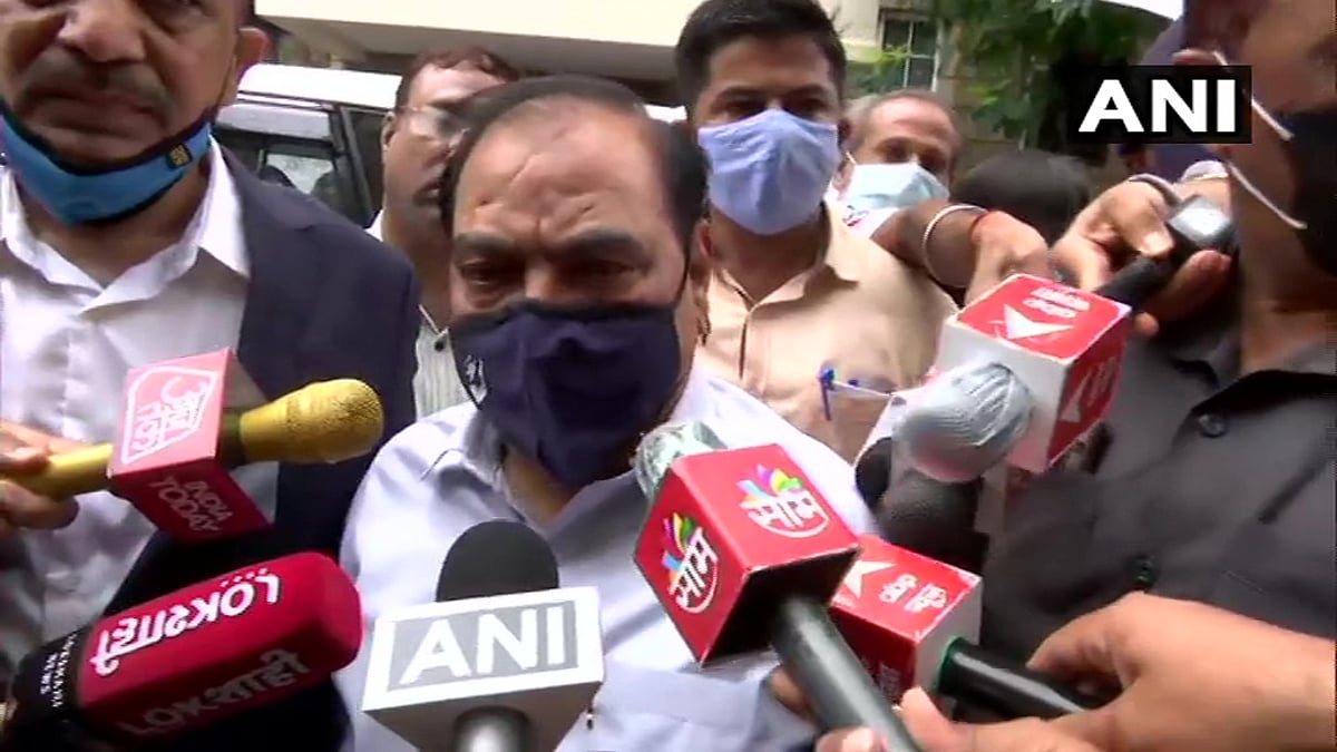 Mumbai: NCP leader Eknath Khadse arrives at ED office, says 'I will cooperate' - Vimarsana News