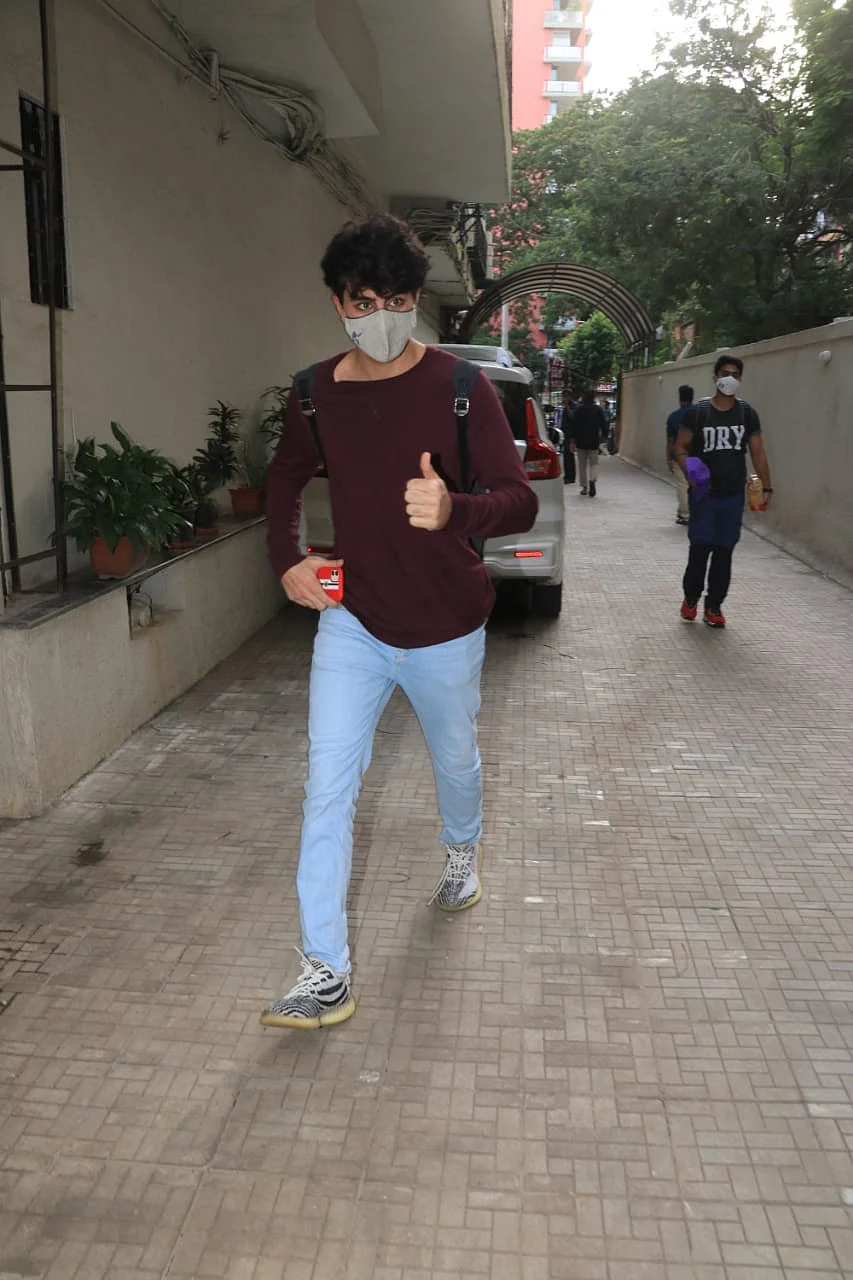 What's cooking? Ranbir Kapoor, Ibrahim Ali Khan spotted at Dharma office; Katrina Kaif, Arjun Kapoor at Ramesh Taurani's office