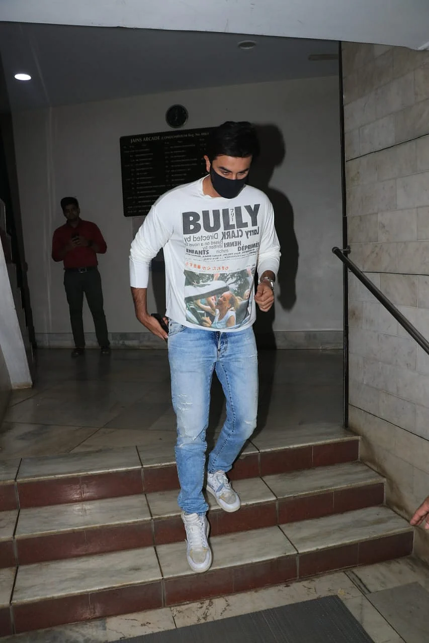 What's cooking? Ranbir Kapoor, Ibrahim Ali Khan spotted at Dharma office; Katrina Kaif, Arjun Kapoor at Ramesh Taurani's office