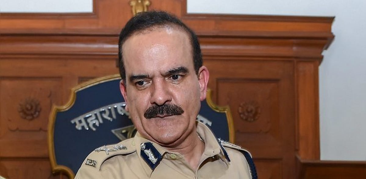 Thane: SIT to probe extortion case against former Mumbai police commissioner Param Bir Singh - Vimarsana News