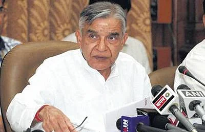 Cong brass to meet tomorrow,Bansal, Kumar’s fate to be decided