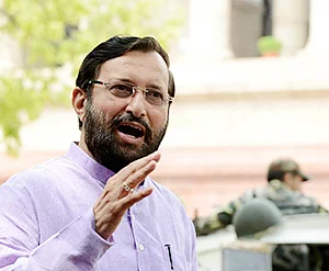 BJP flays bid to gag CBI, veiled threat to judiciary