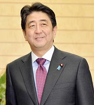 Japan panel urges strong military amid China rise