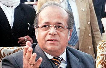 Ganguly quits as law college faculty