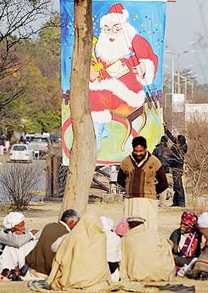 X’mas under shadow of gun for Pak Christians!