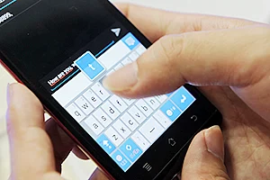 Bidding in lucrative 900 Mhz band halts