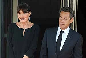 Sarkozy, Carla seek to block secret tapes