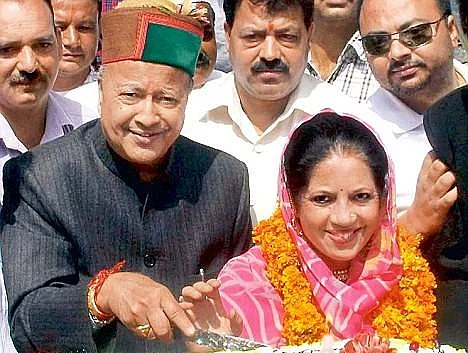 Pratibha Singh files nomination from Mandi seat