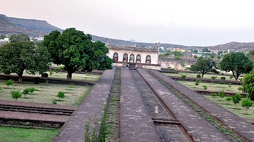Bibi ka Maqbara: A Teardrop at the heart of Deccan