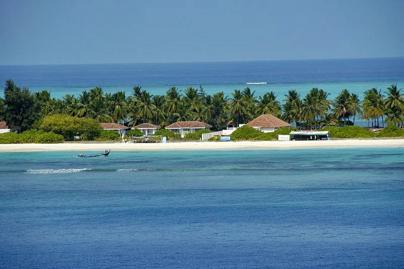 The beautiful resort at Kadmat.<br />Picture Credits: commons.wikimedia.org
