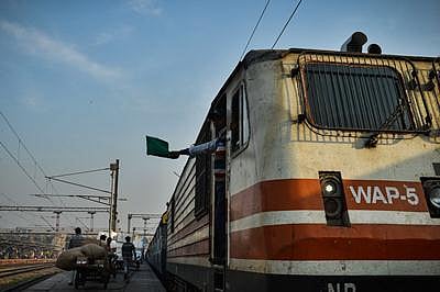 Holi 2020: Indian Railways to run four weekly special trains between Mumbai and Gorakhpur