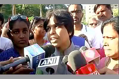 Women head to bust temple ban, detained