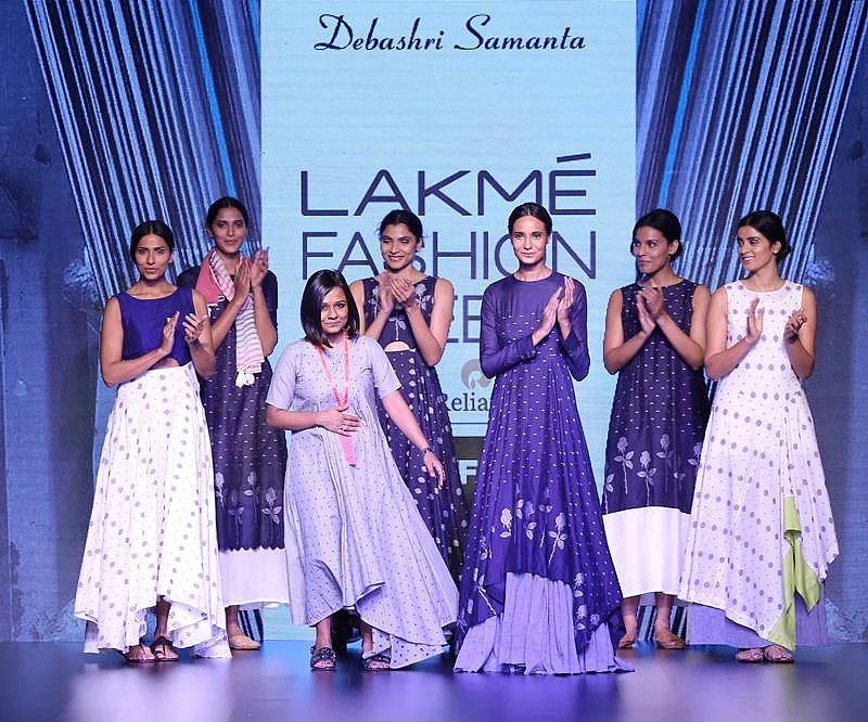 Debashri Samanta with models at LFW SR 2016