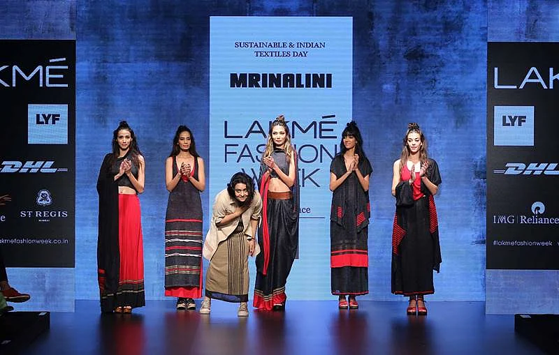 Designer Mrinalini with models at LFW SR 2016