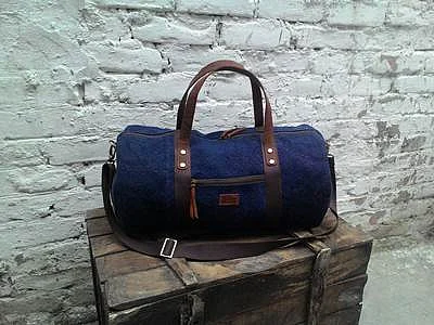 Travel in stylish accessories