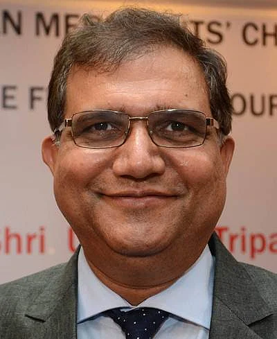 Mumbai: Jayant Parimal CEO Renewable Energy Division Adani Enterprises Ltd , in Panel Discussion on Solar Powar Free Press Journal and Indian Merchant Chamber organised at IMC . Photo by BL SONI