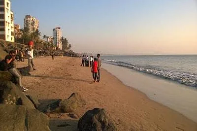versova-beach