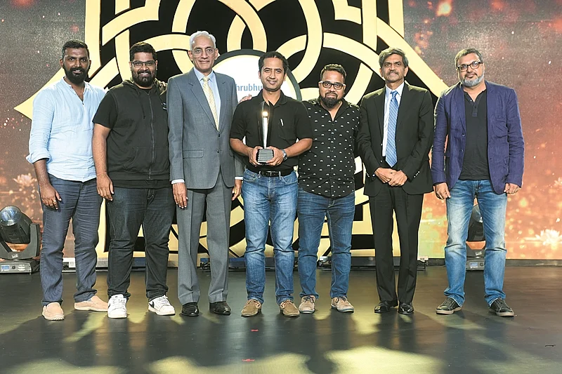 O&M bags five top honours at INDIAA awards 2016