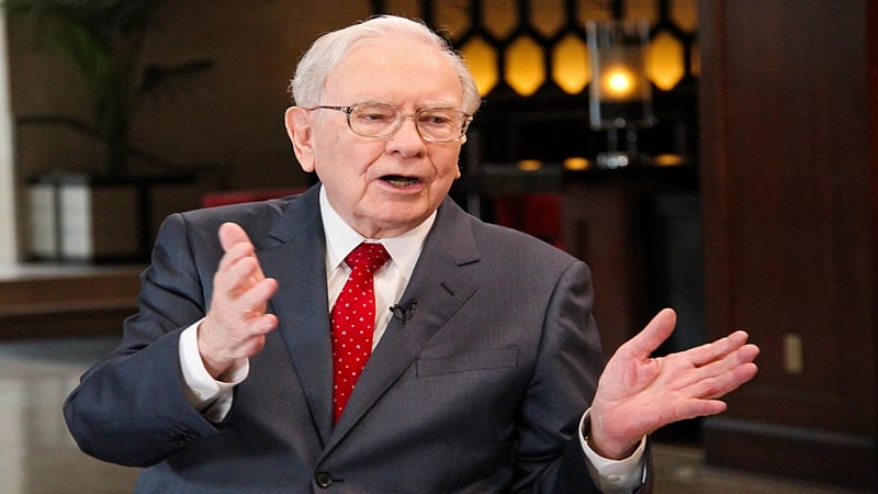 Buffett warns fixed-income investors of bleak future