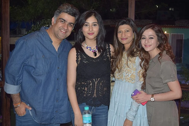 In pictures: Siddharth P. Malhotra launch show ‘Woh Apna Sa’ on the set!